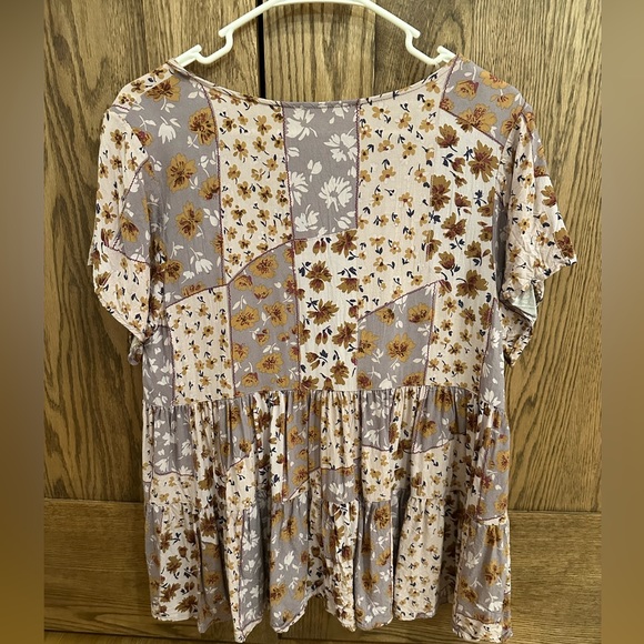 Kori Floral Blouse size L - Picture 4 of 5
